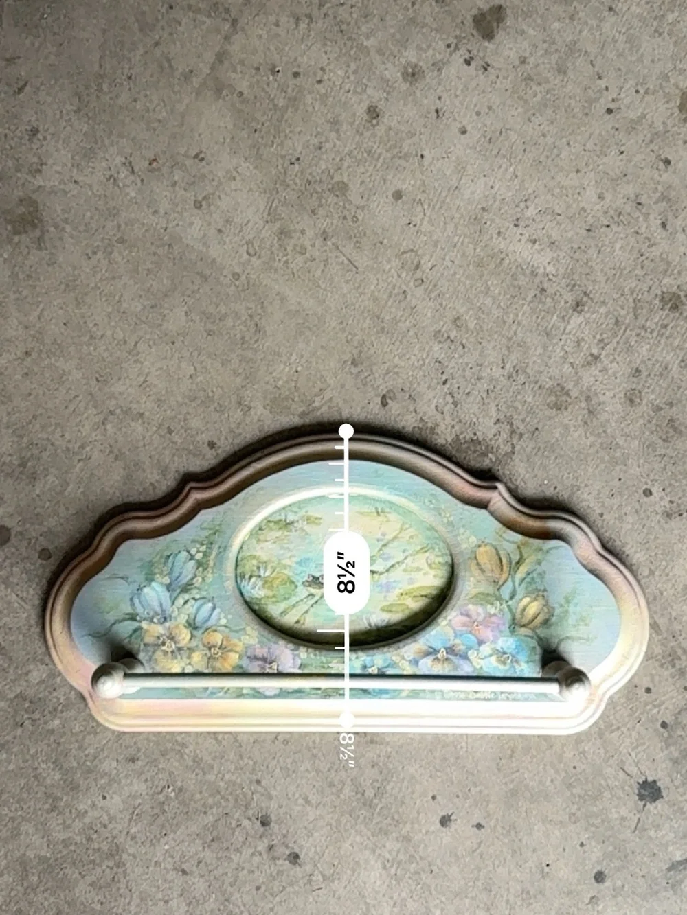 Bobbie Takashima Signed Hand Painted Wooden Paper Towel Holder 1996 Floral